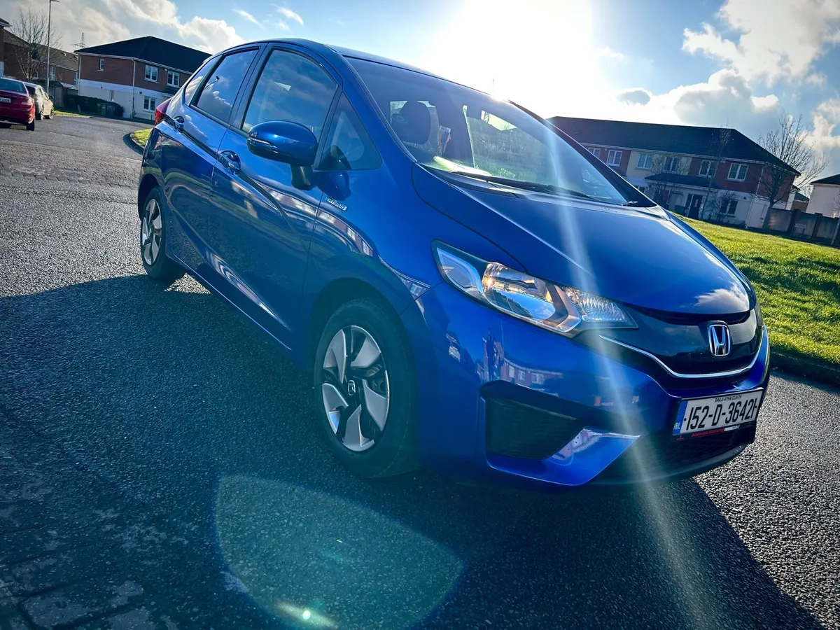 Honda FIT hybrid - Image 4