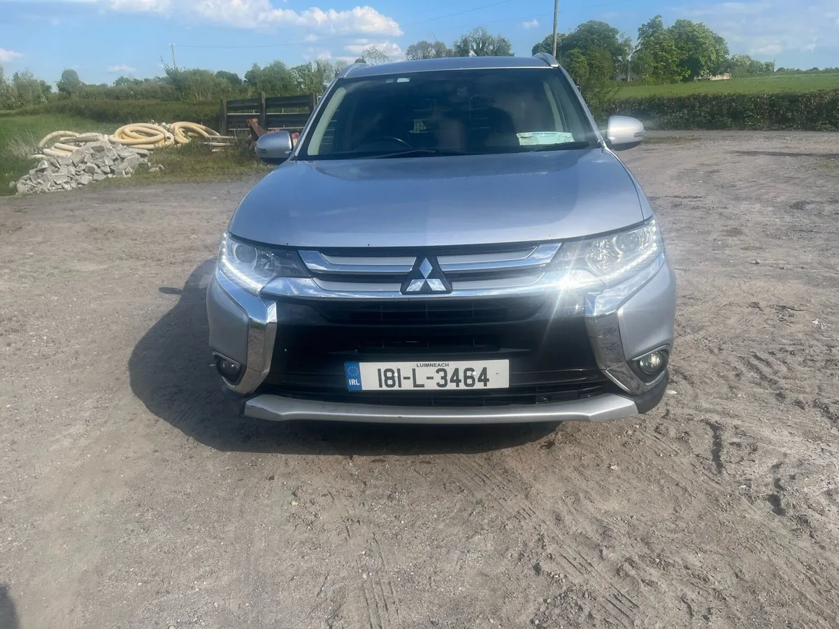 Mitsubishi Outlander 2.2 DI-D 4wd - Image 1
