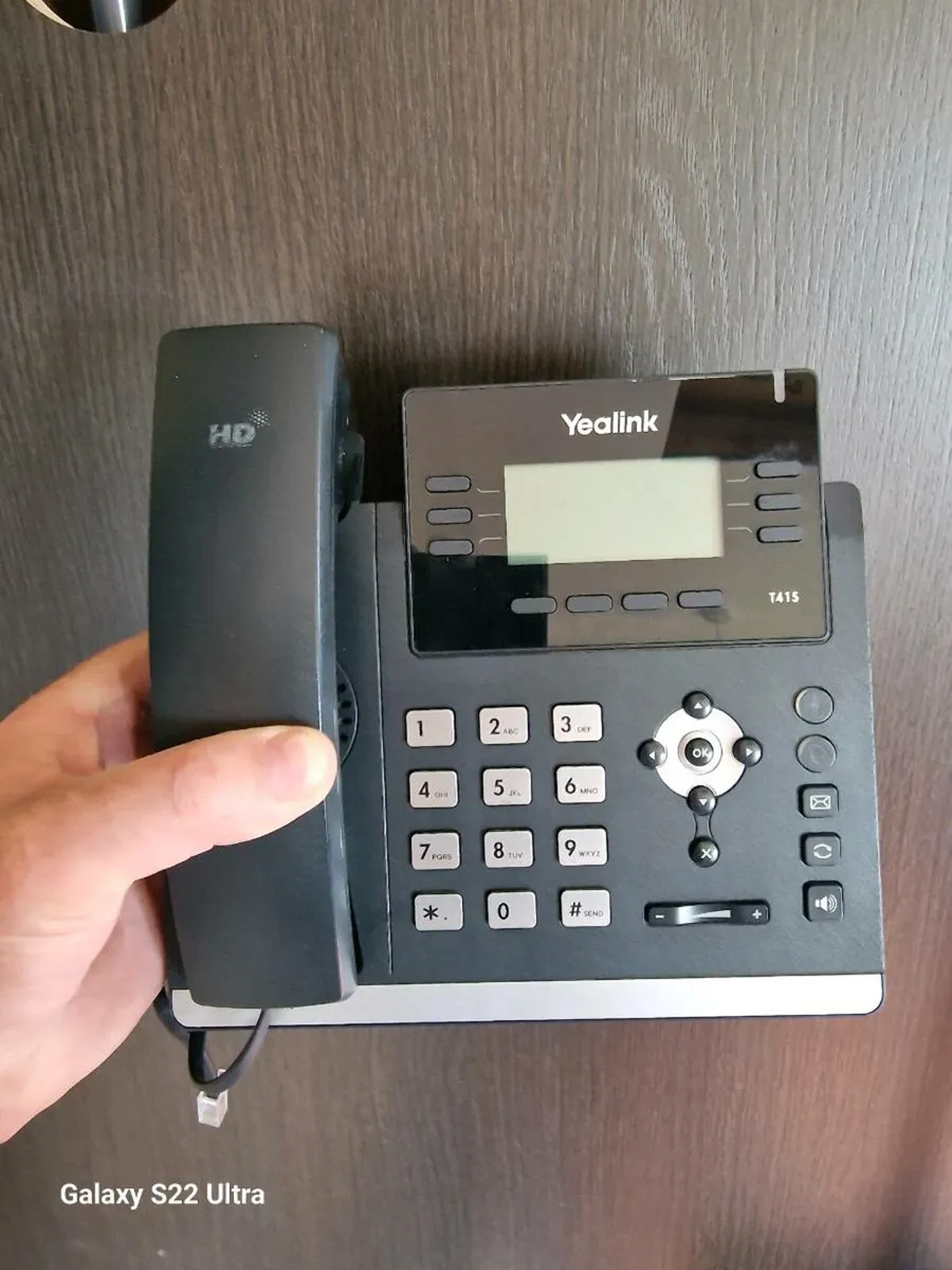 Yealink phones T41S  x8  45 euros each ono