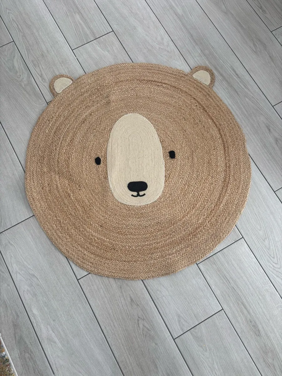 Children’s Rug - Image 1