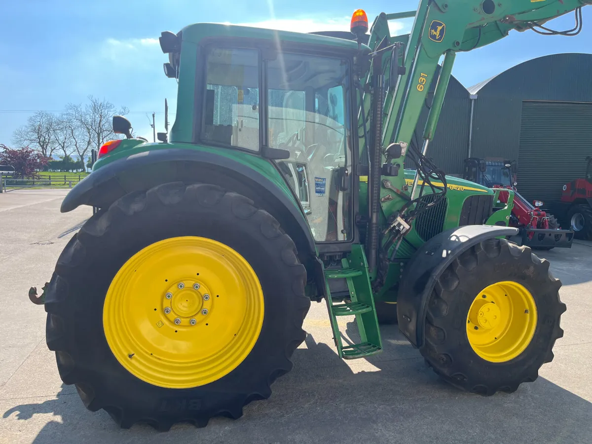 JOHN DEERE 6420 - Image 3
