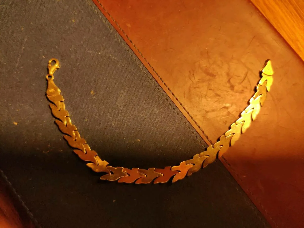 CURVY SWAG, 14CT Gold 7.62 Gram 8"Bracelet ! - Image 2
