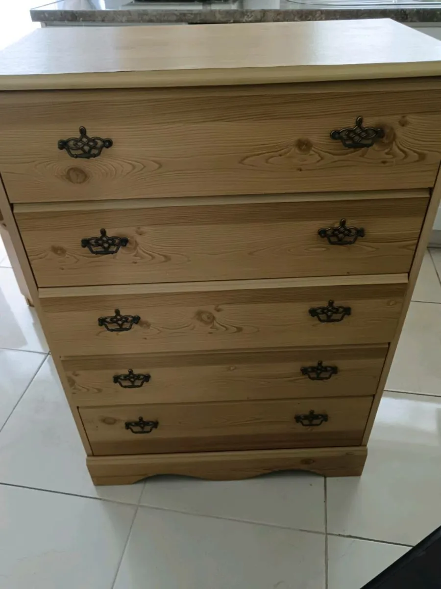 Chest of drawers - Image 3