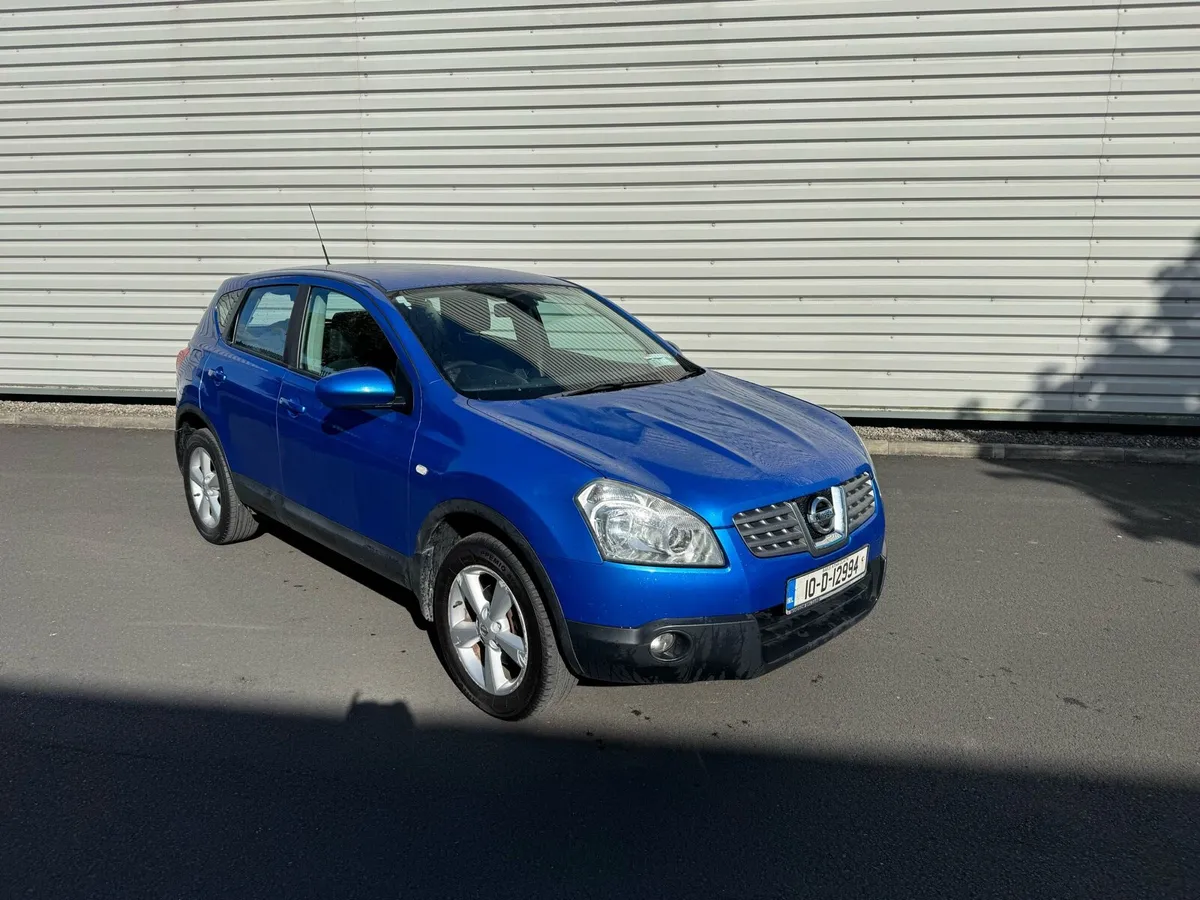 Nissan Qashqai 2010 Taxed Low Miles €1,800 - Image 1