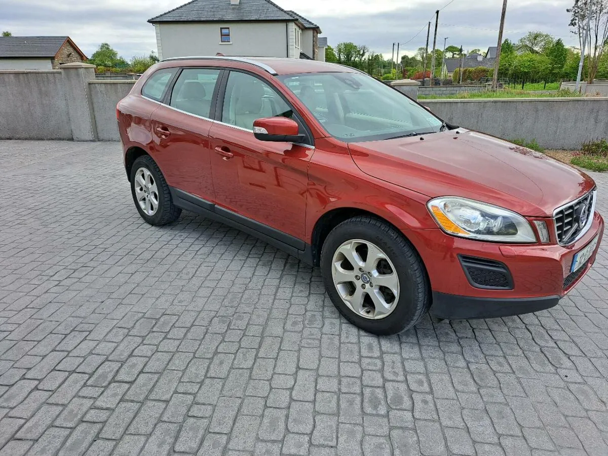 Volvo xc 60 d5 - Image 1
