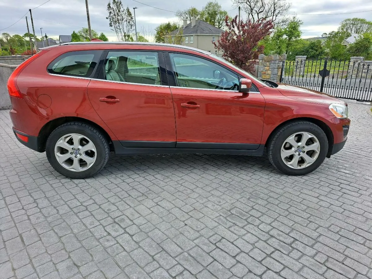 Volvo xc 60 d5 - Image 2