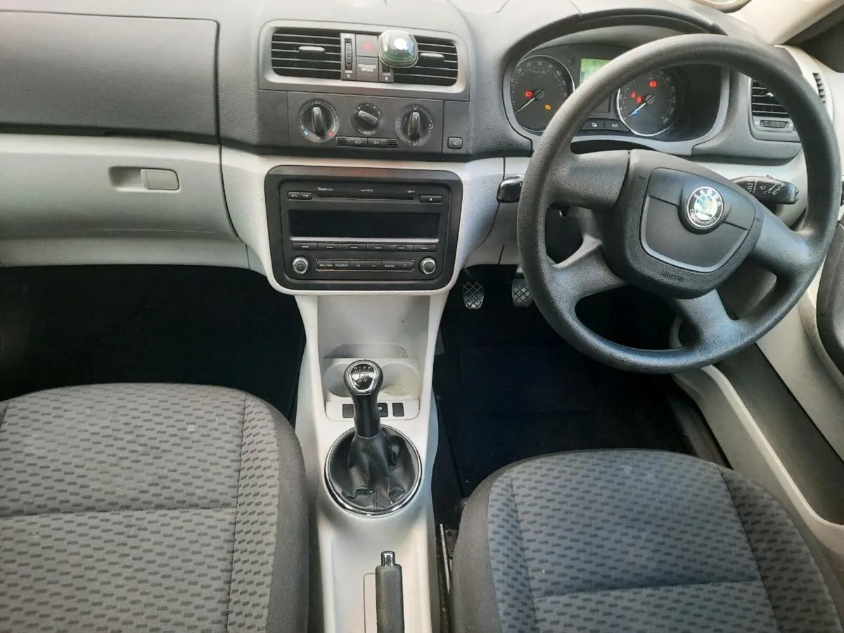 2010 1.6 TDI Skoda Fabia - Image 3