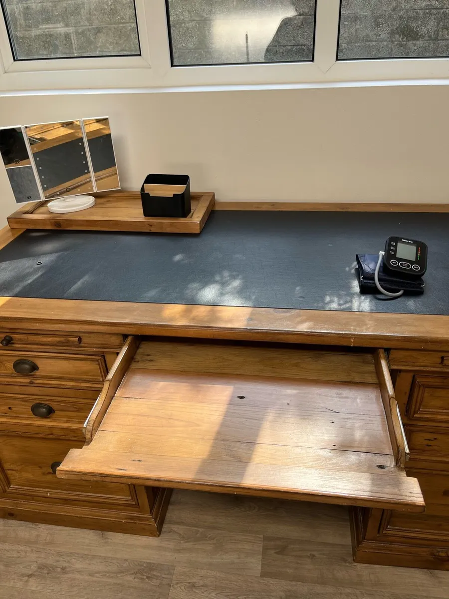 Writing desk - Image 1