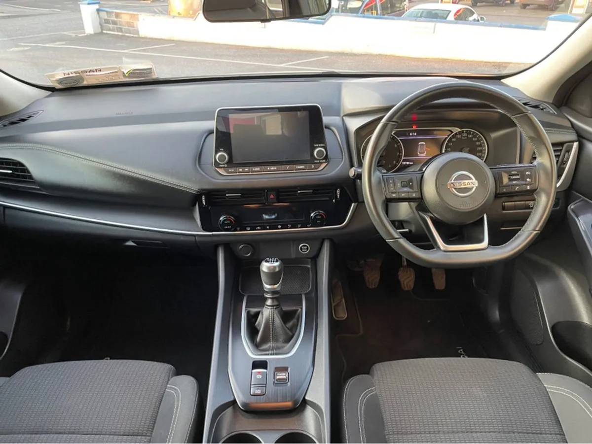Nissan QASHQAI QQ 1.3 HYB SV My21 4DR - Image 4