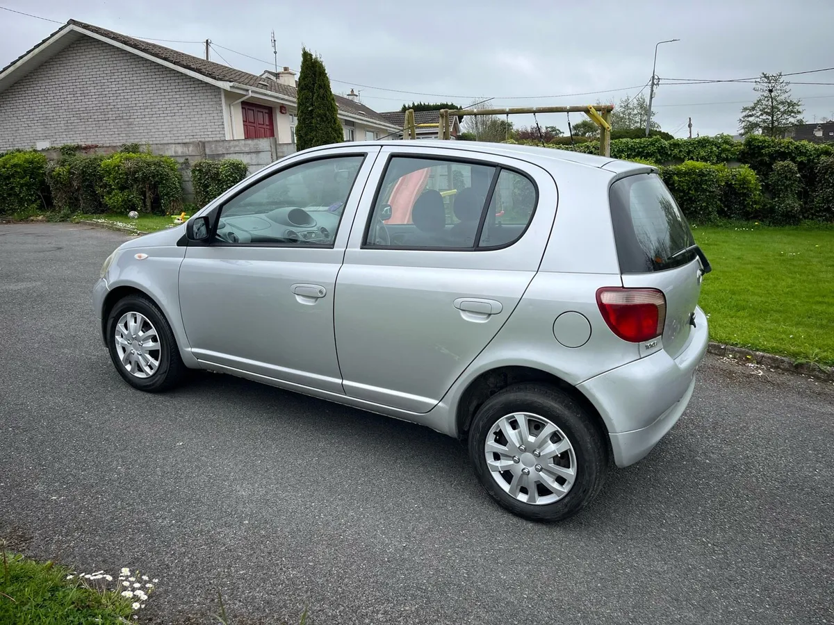 Toyota Yaris - Image 2