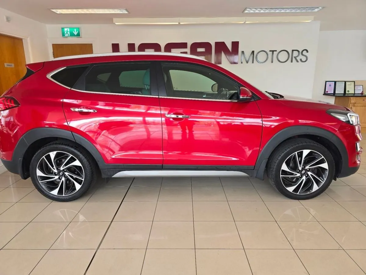 Hyundai Tucson Executive Plus Diesel - Image 3