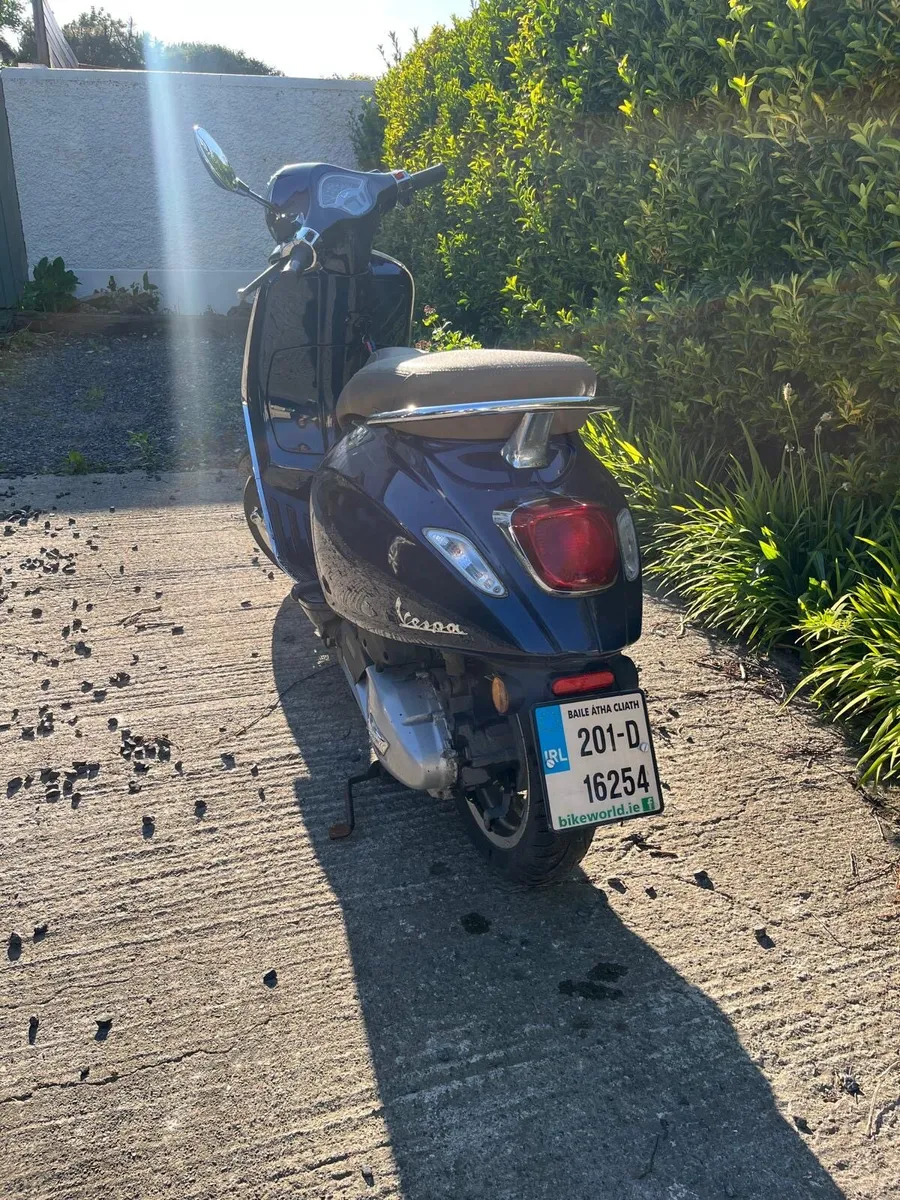 Piaggio Vespa - Image 4