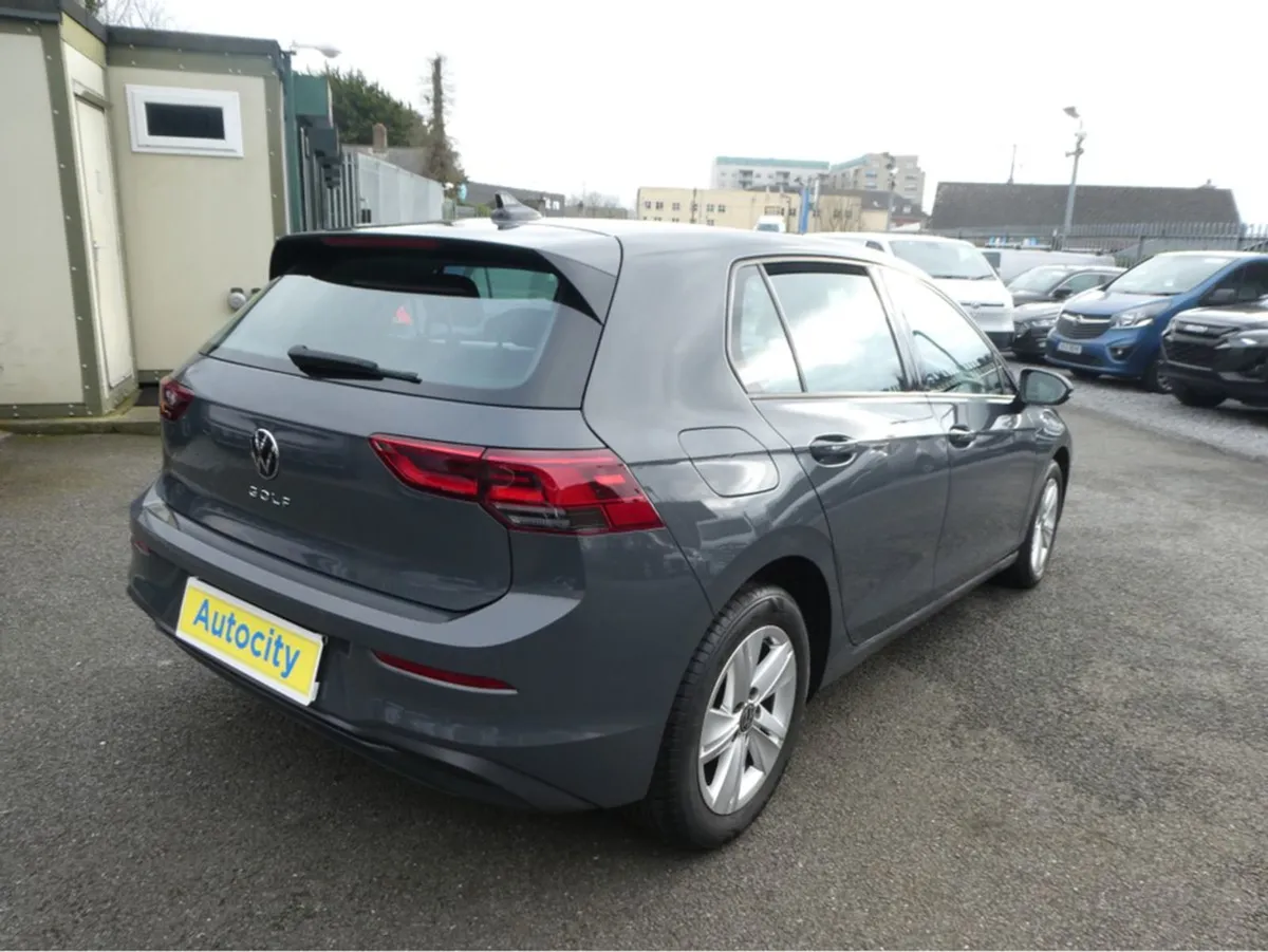 Volkswagen Golf Comfort TDI 115HP 5DR - Image 4