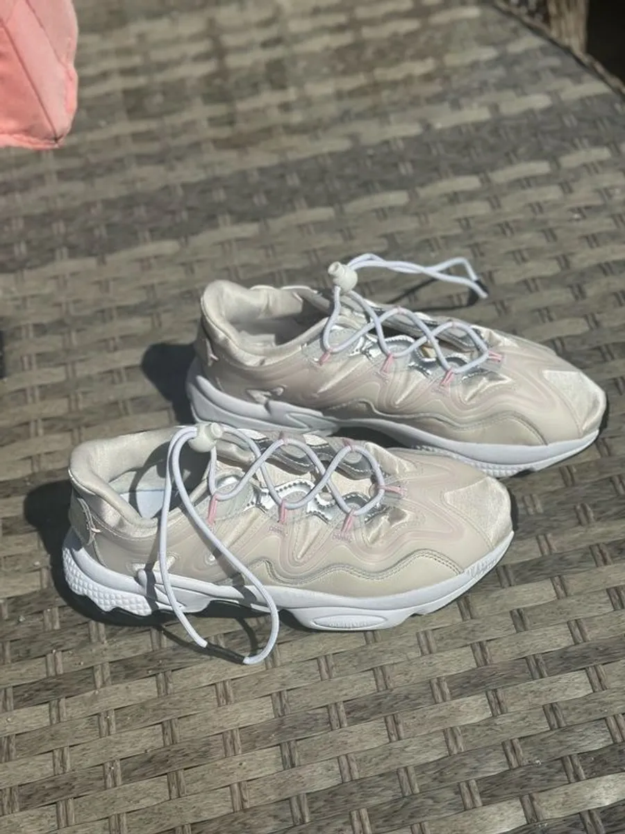 Adidas Ozweego Cream and Silver - Image 1