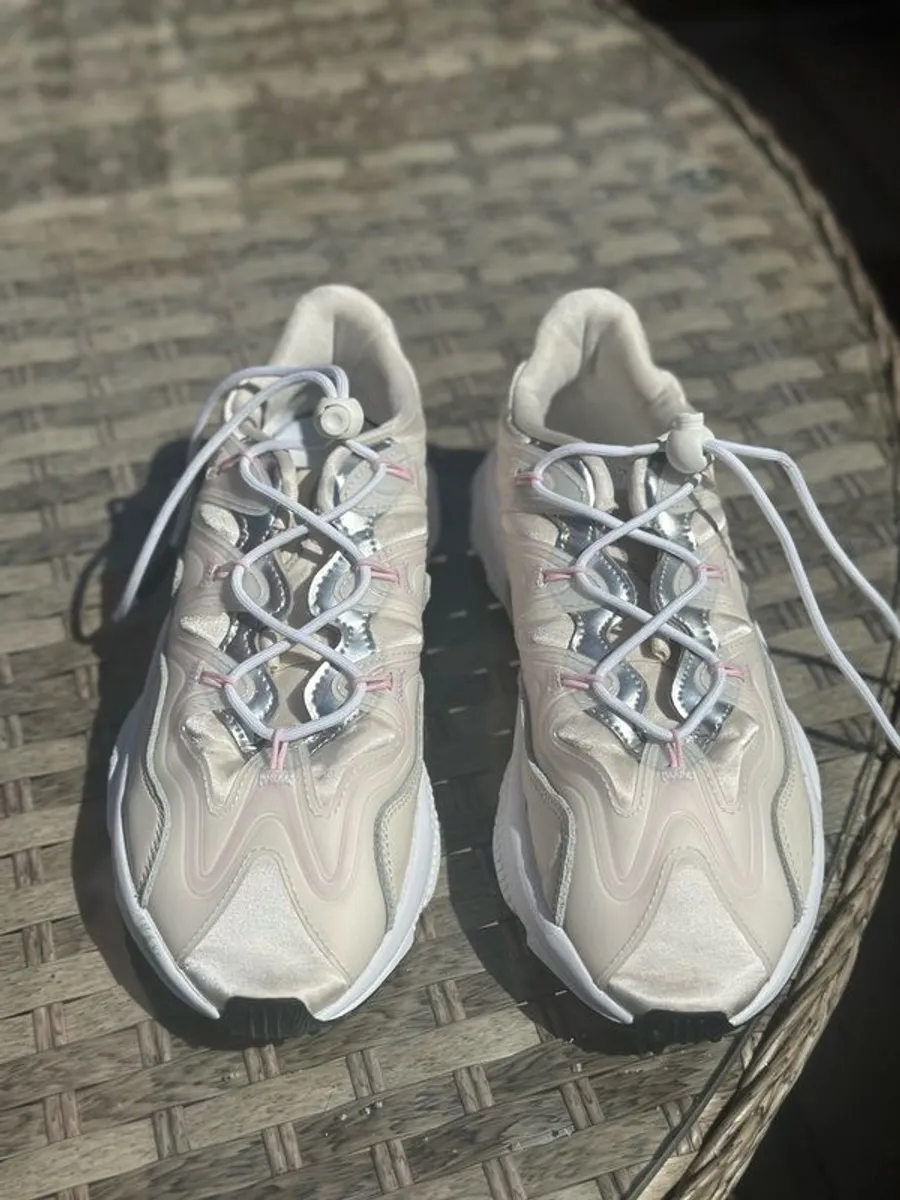 Adidas Ozweego Cream and Silver - Image 2