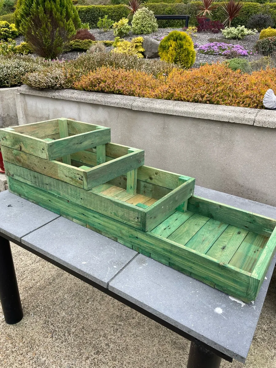 Tiered display PLANTER - Image 2