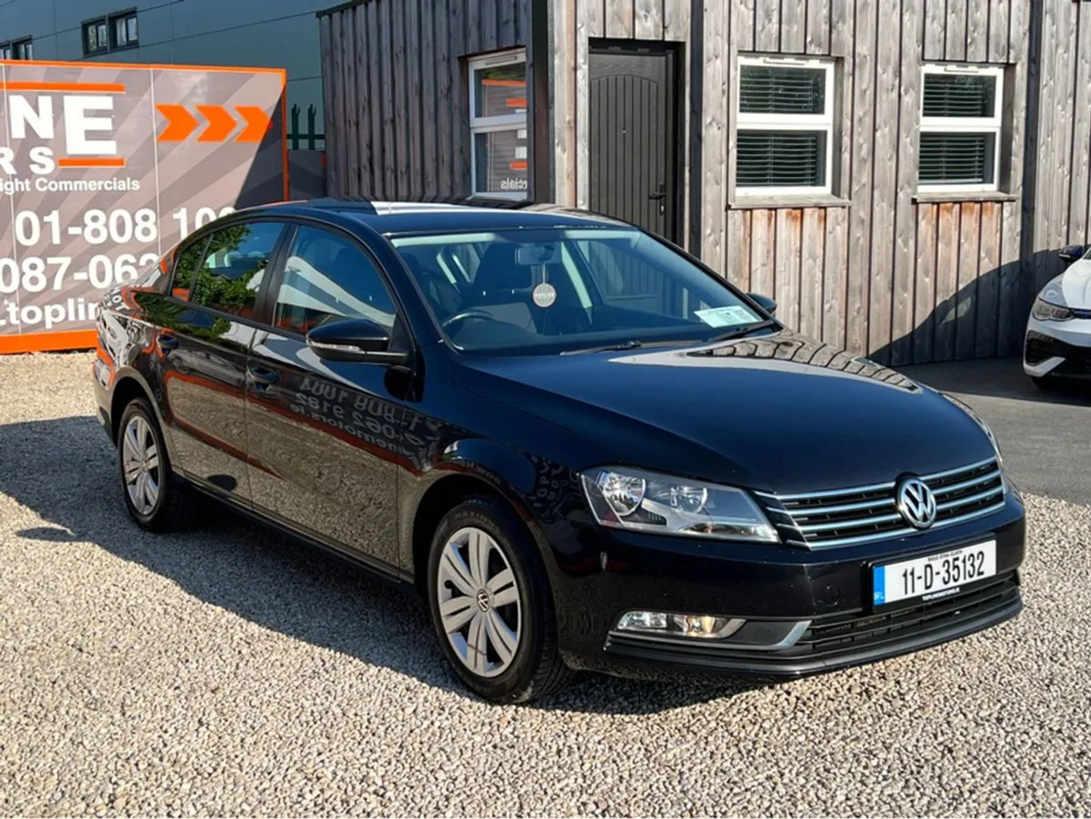 Volkswagen Passat  trendline 1.6 Tdi//ncted taxed - Image 3