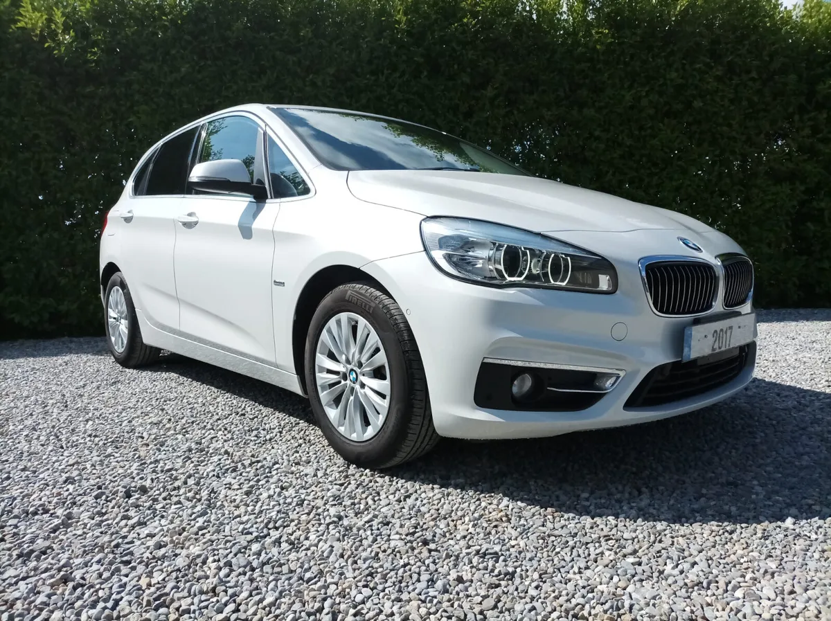BMW 218D AUTO HIGH SPEC WITH SERVICE HISTORY 2017 - Image 1