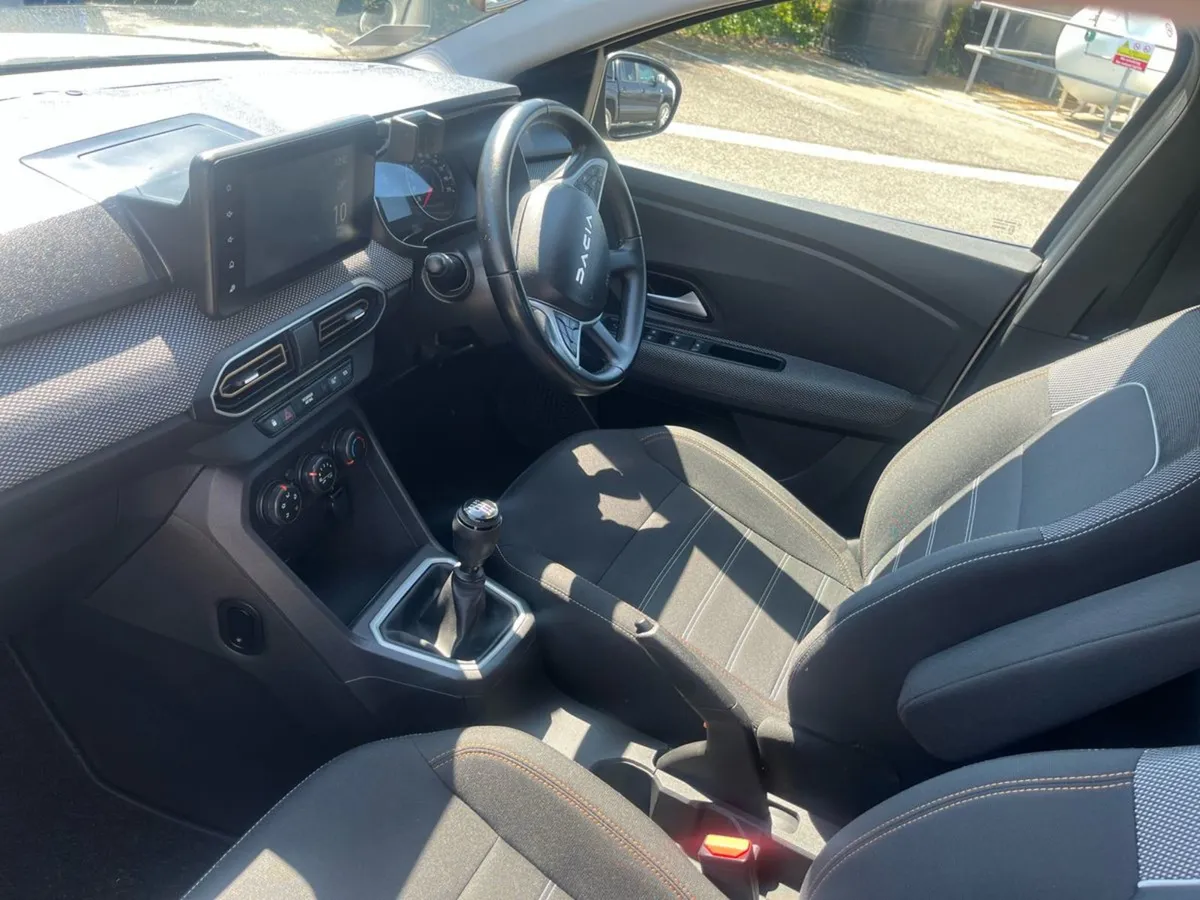 Dacia Sandero Stepway Expression 1.0 90hp Manual - Image 3