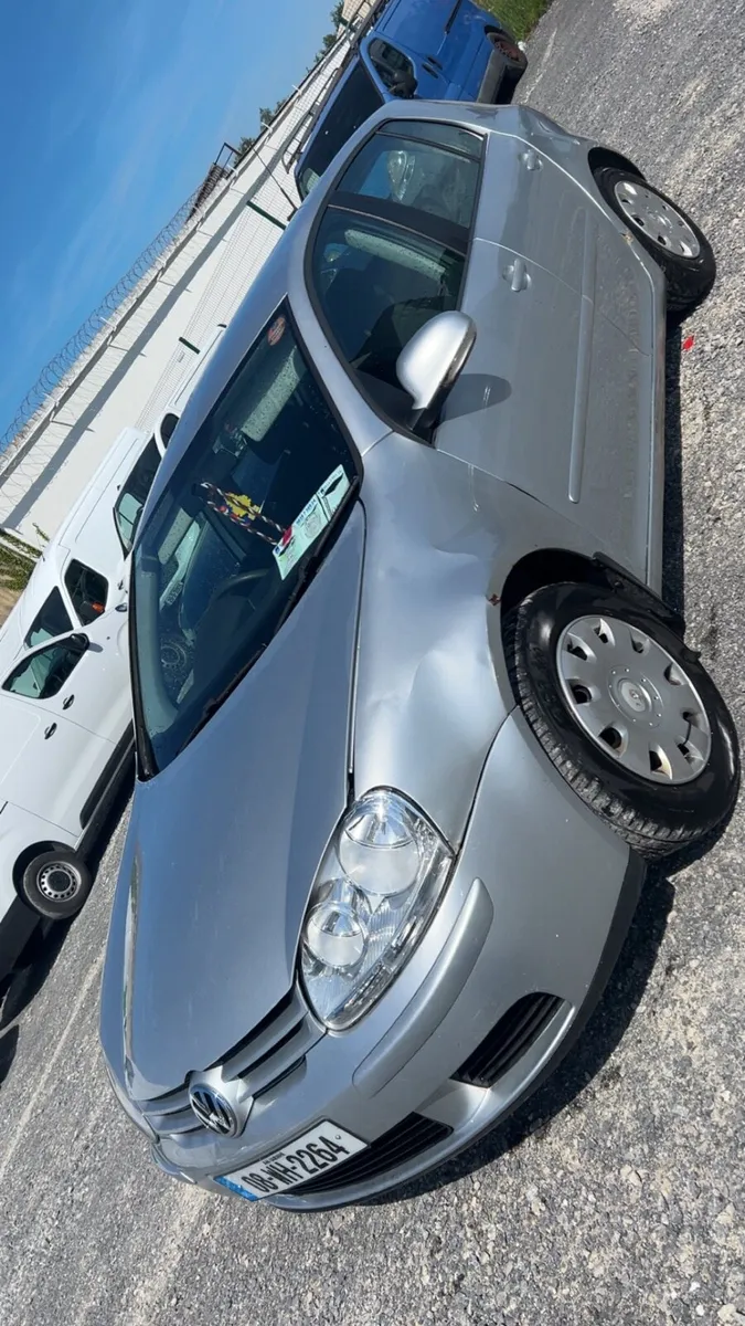 08 1.4 petrol golf - Image 3