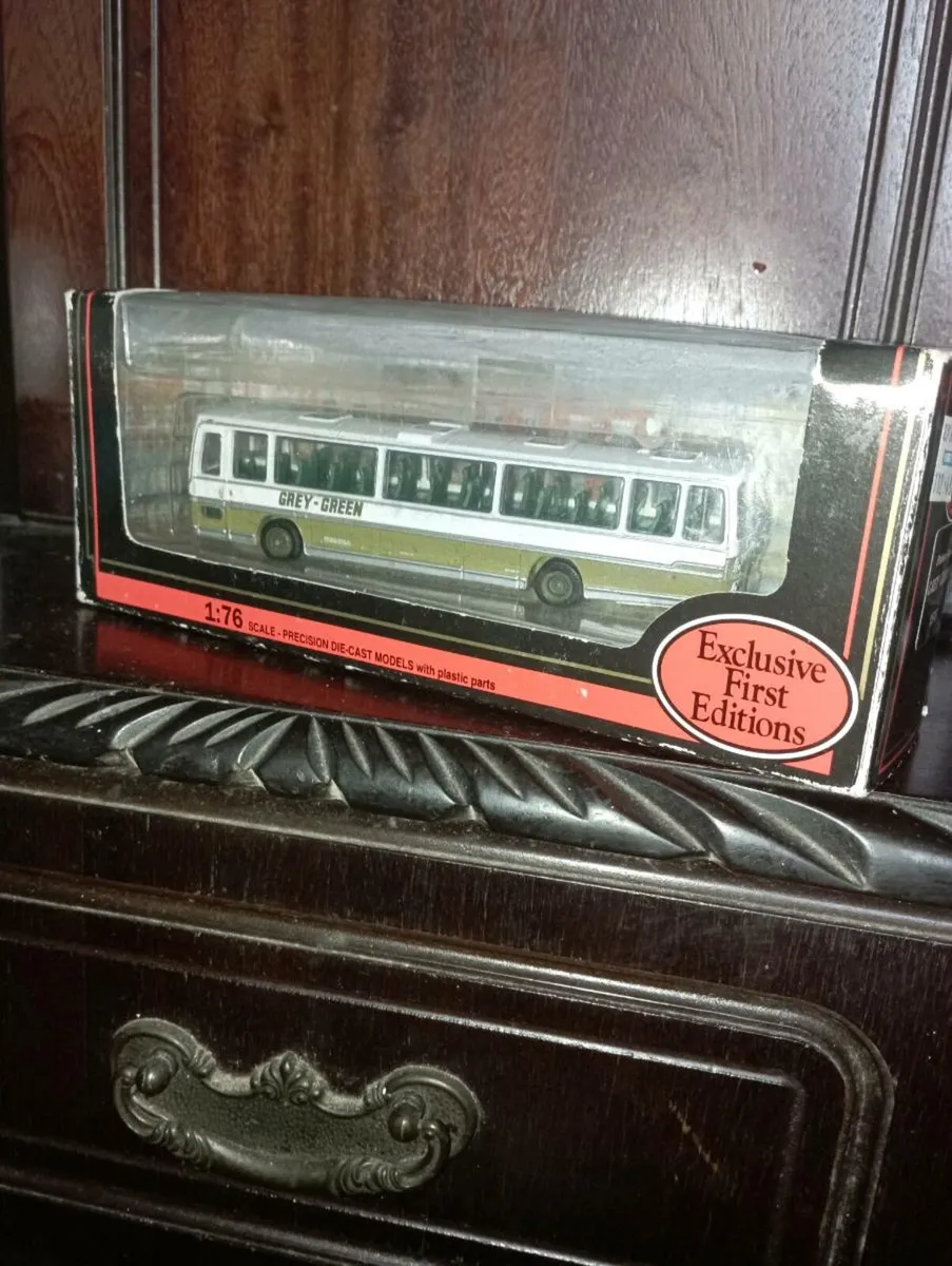 EXCLUSIVE FIRST EDITION ' DIE- CAST MODLES BUSSES - Image 2