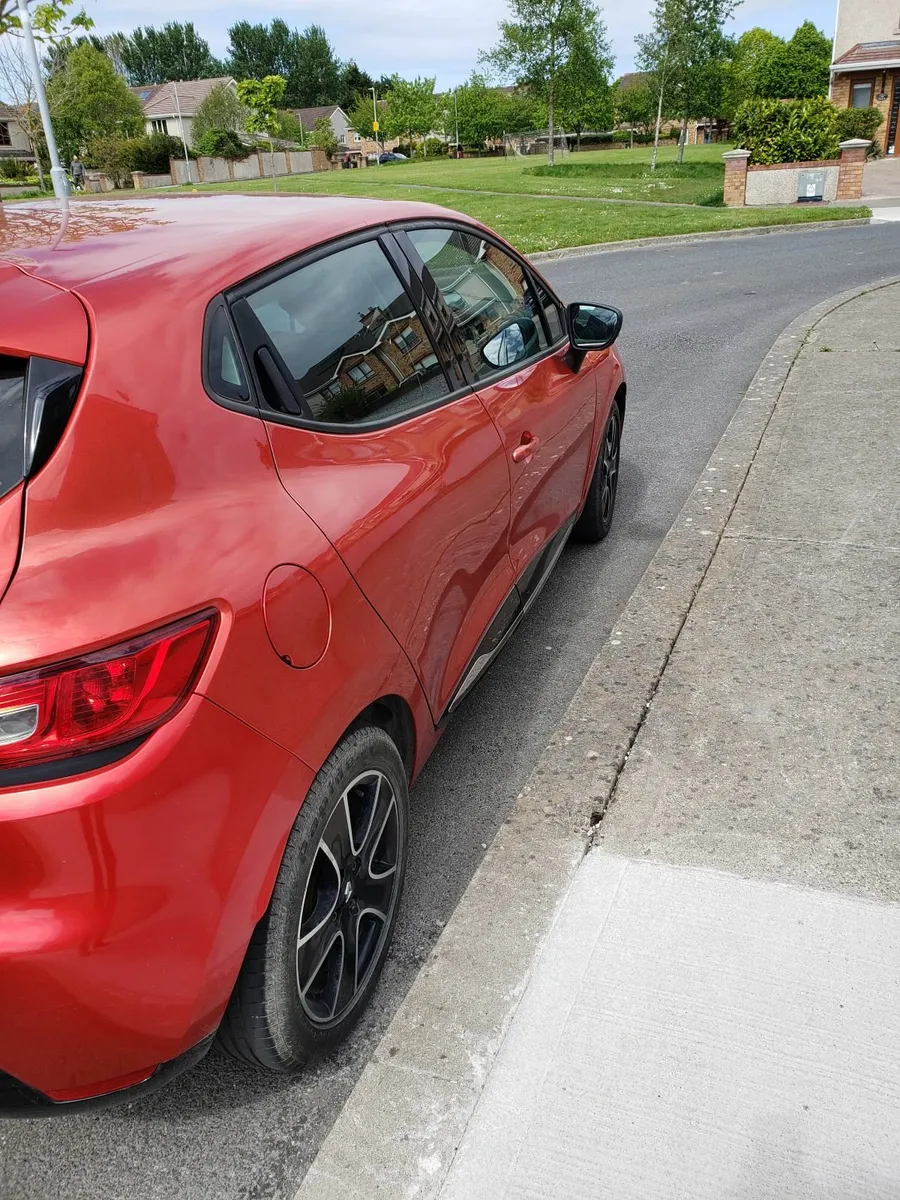 Renault Clio  2013 - Image 2