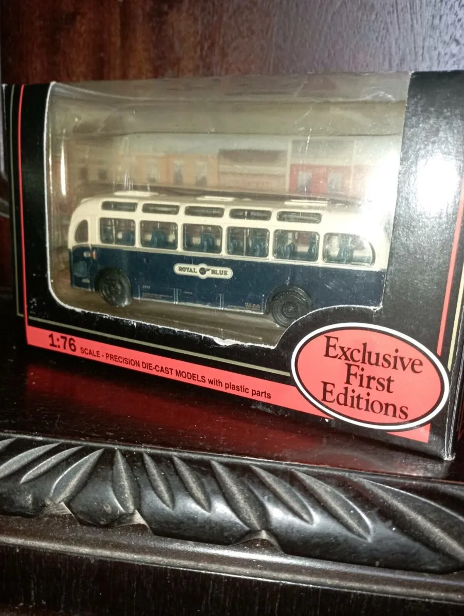 EXCLUSIVE FIRST EDITION ' DIE- CAST MODLES BUSSES - Image 3
