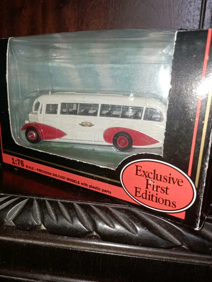 EXCLUSIVE FIRST EDITION ' DIE- CAST MODLES BUSSES - Image 4