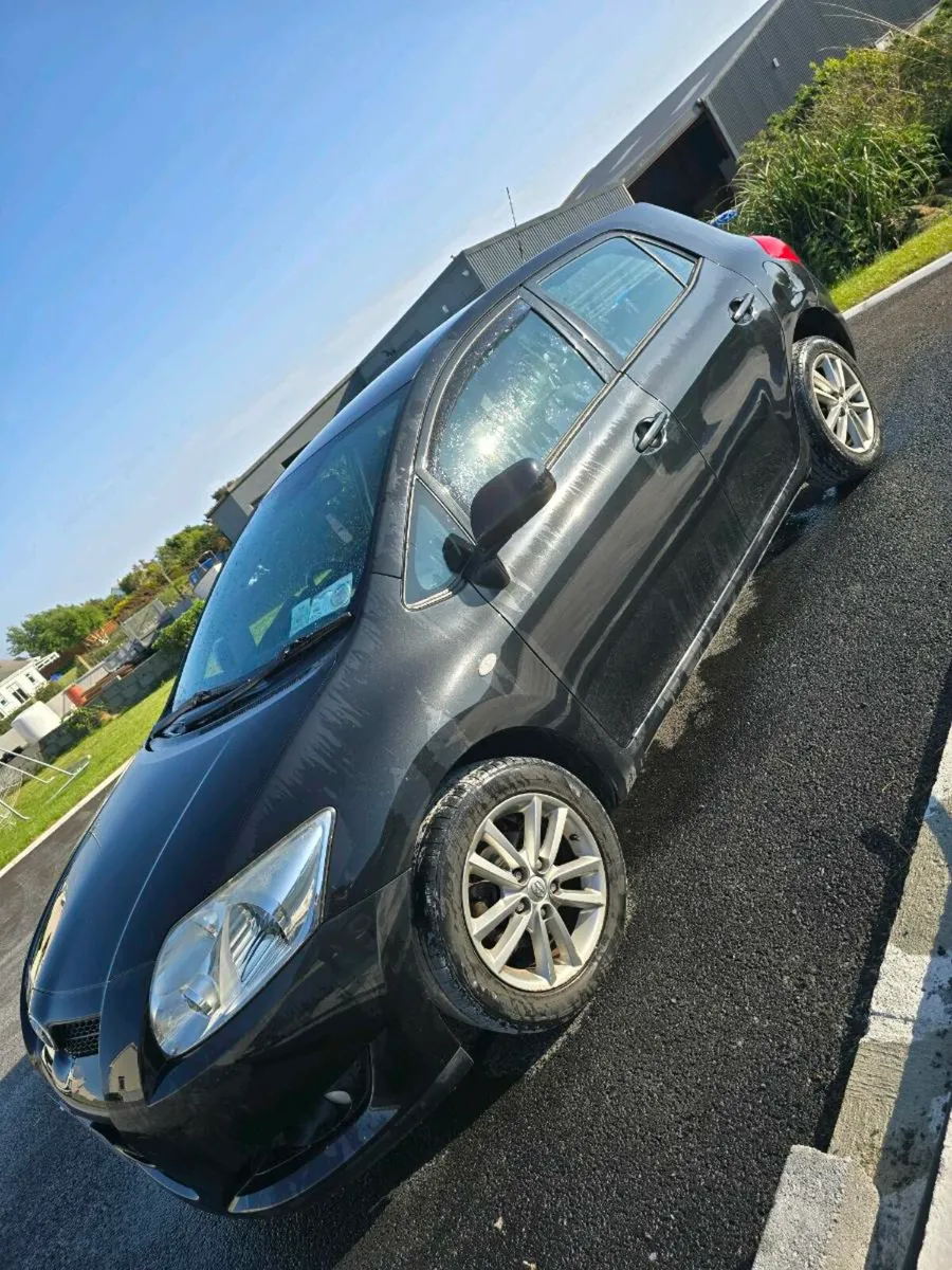 08 Toyota Auris 1.4 Petrol - Image 4