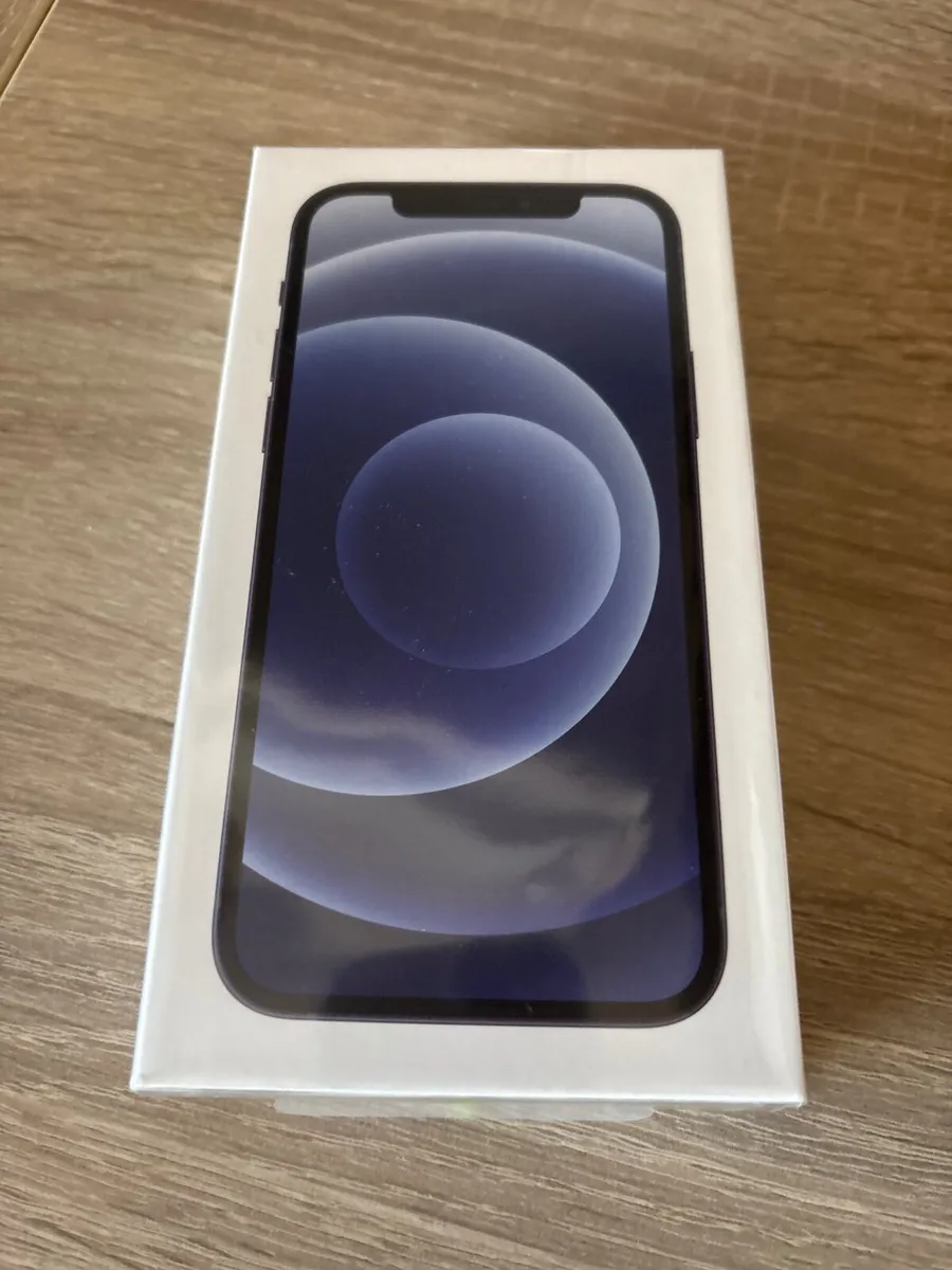 iPhone 12 - Image 1