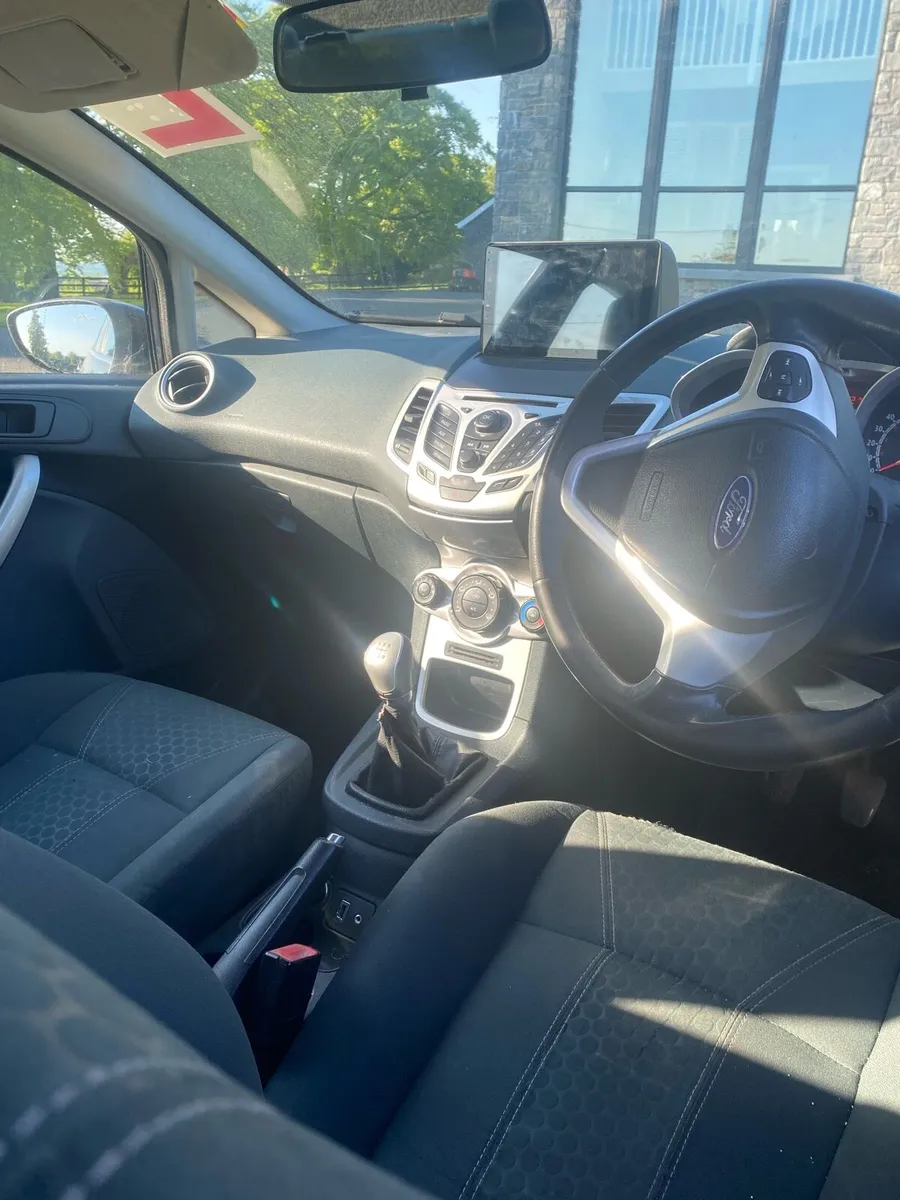 Ford Fiesta 1.4L Diesel - Taxed and new NCT - Image 3