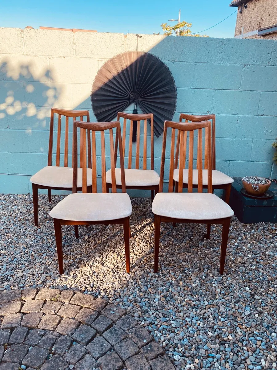Mid Century GPlan Dining Chairs x 5 - Image 1