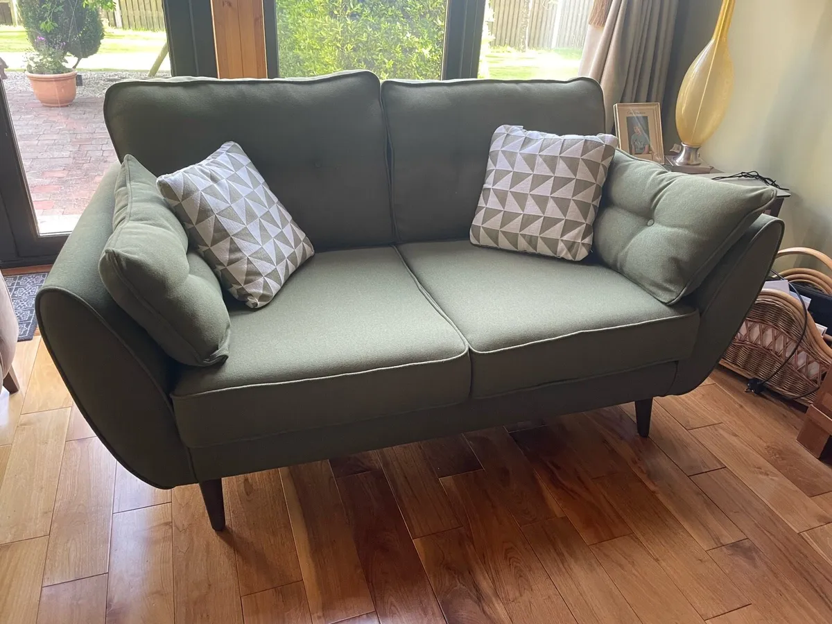 Couch - Image 2