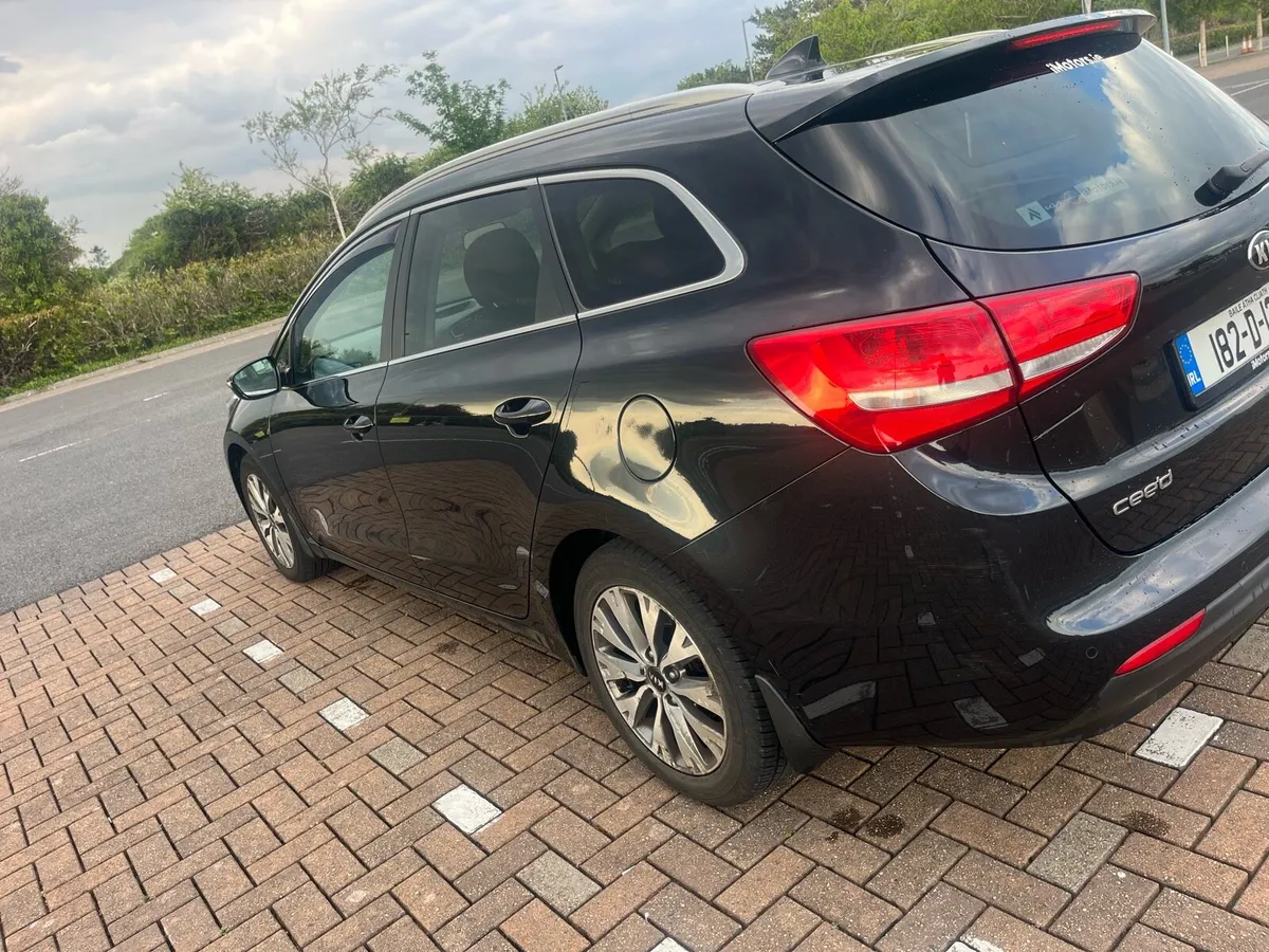 Kia ceed sports wagon - Image 3