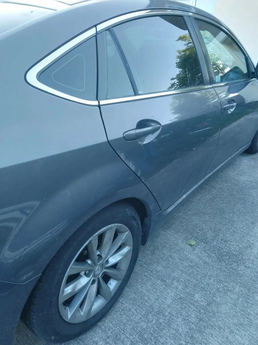 Car - Image 4