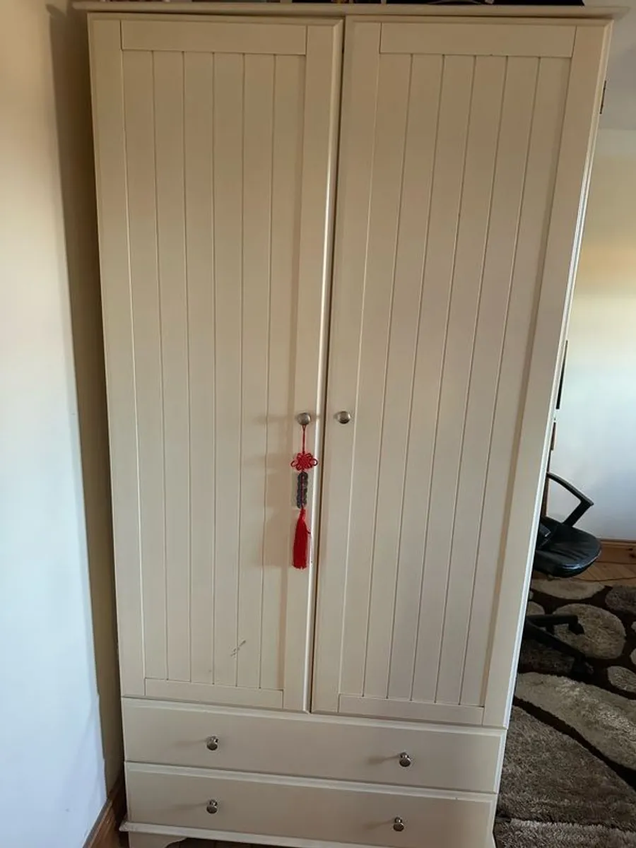 Two door modern Wardrobe - Image 1
