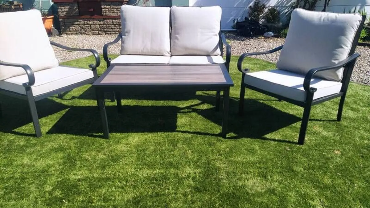 garden table and chairs - Image 1