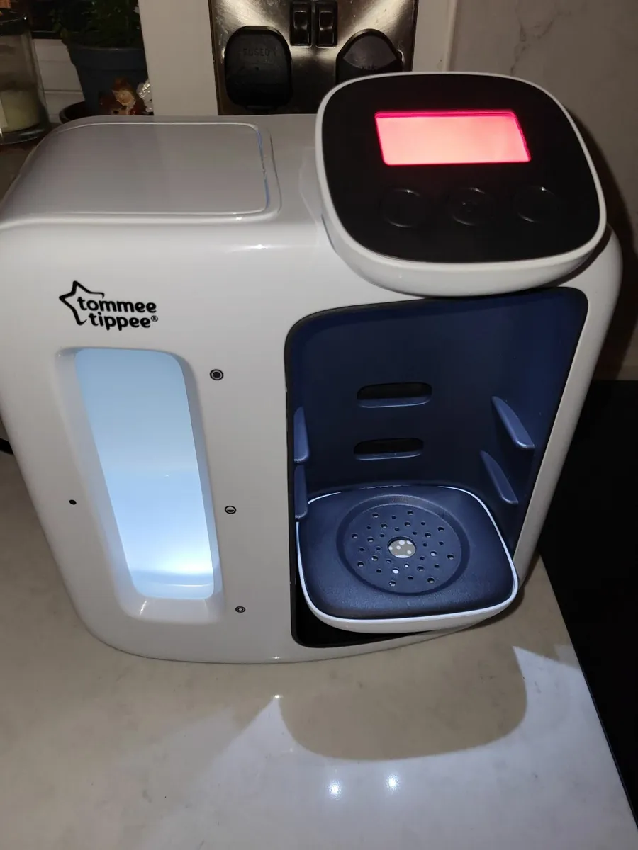 Tommee Tippee Bottle Maker - Image 1