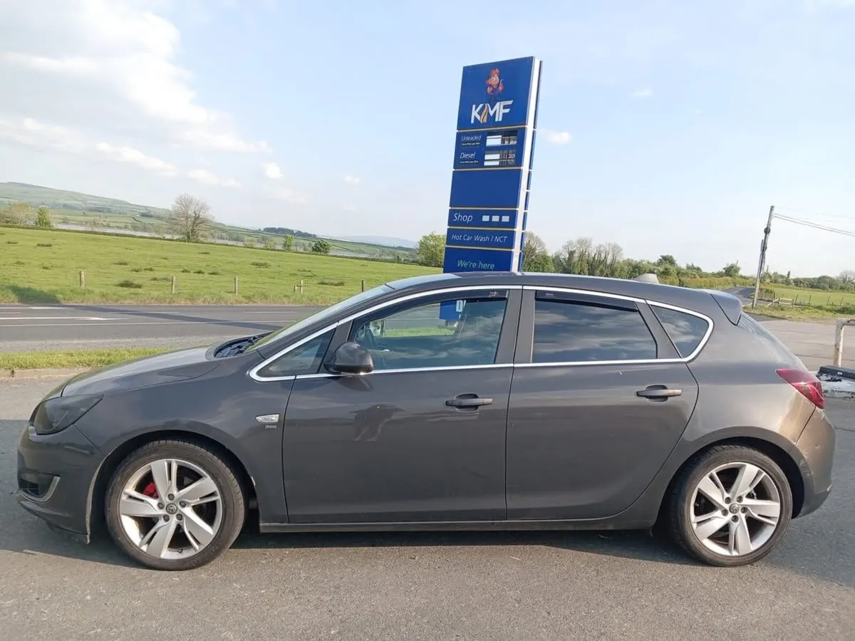 Vauxhall Astra 2013 - Image 3