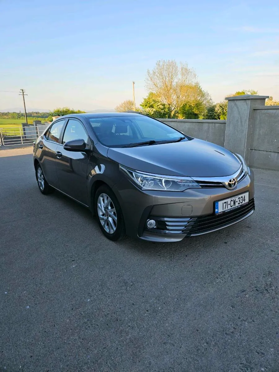 2017 toyota corolla 1.4 diesel very low kms as new - Image 1