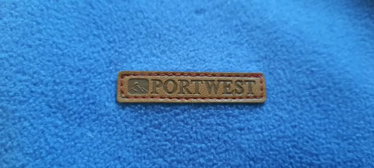 Portwest men's quarter zip fleece - Image 3