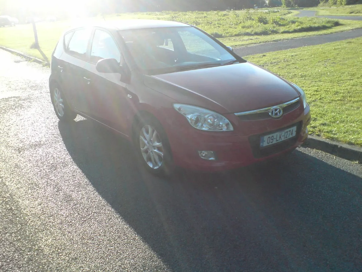 Hyundai i30 2009 - Image 2