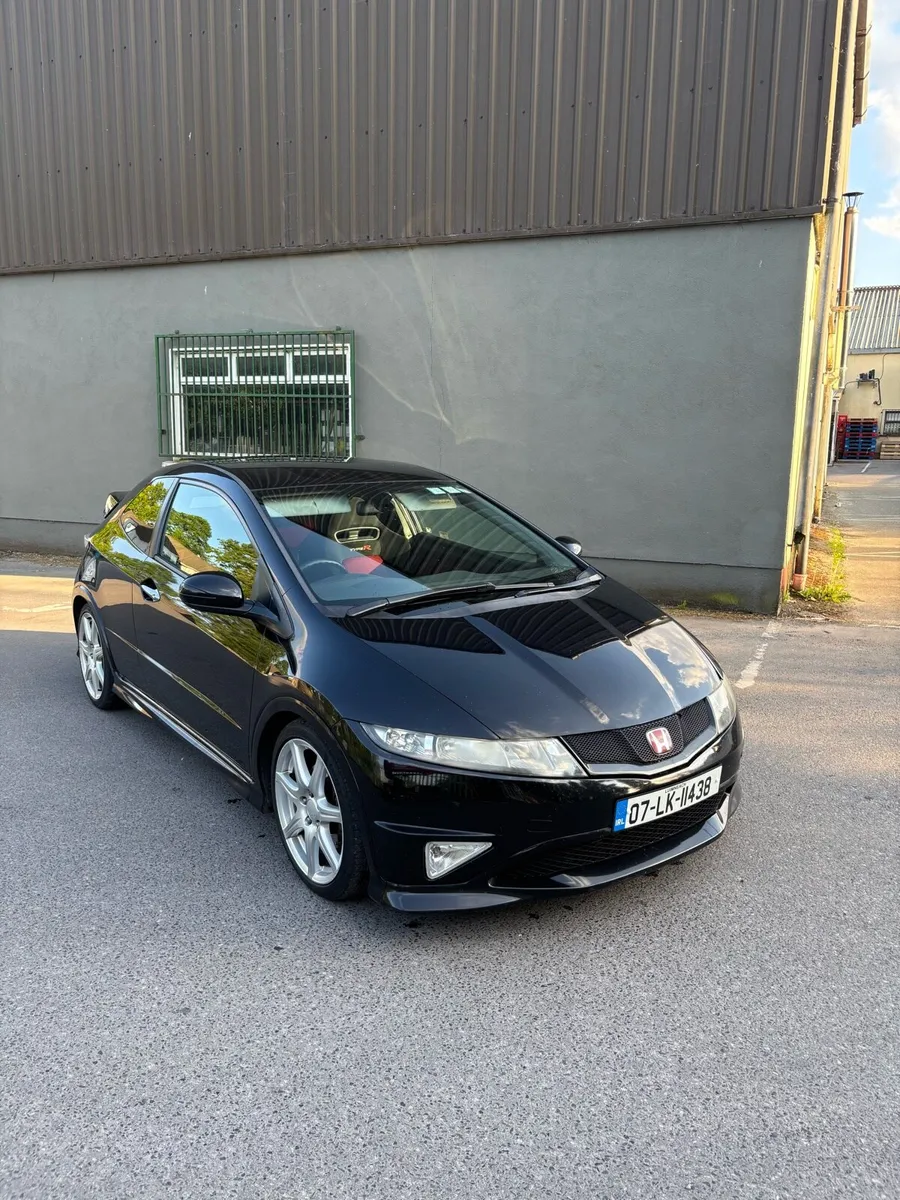 Honda Civic type R fn2 - Image 1
