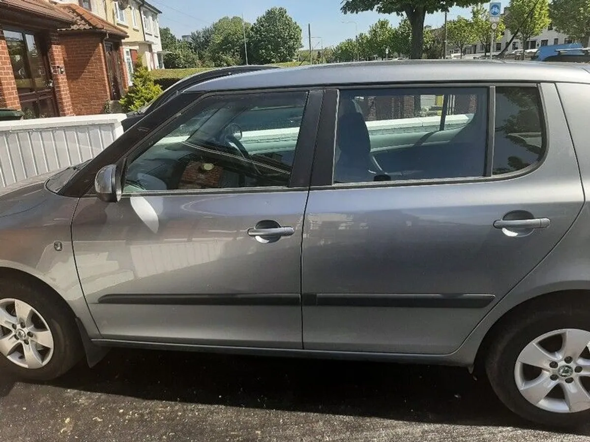 2012 Skoda Fabia - Image 2