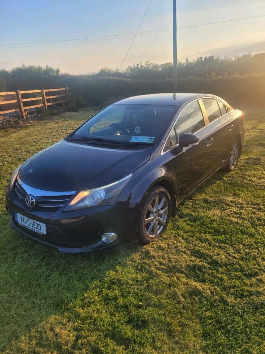 Totota avensis - Image 1