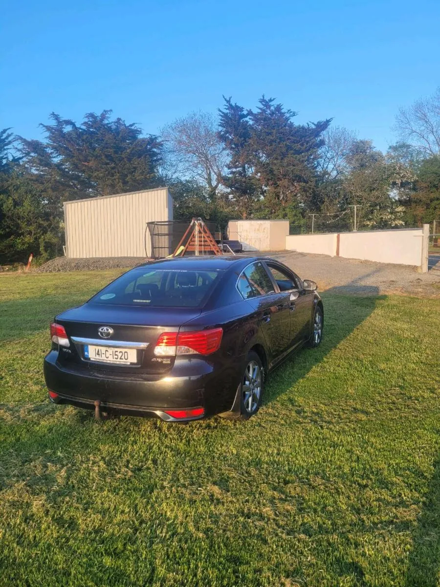 Totota avensis - Image 4
