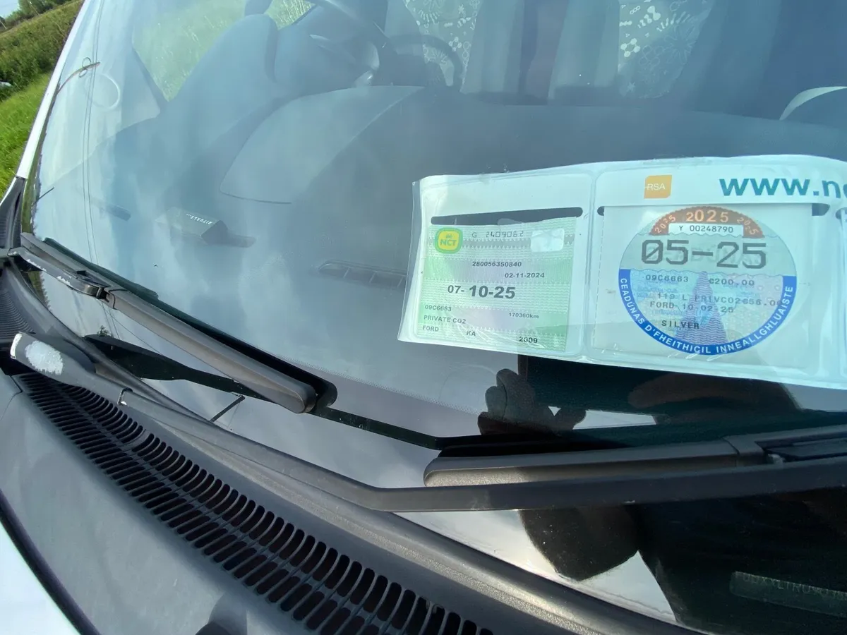 Ford KA 2009 - Image 2