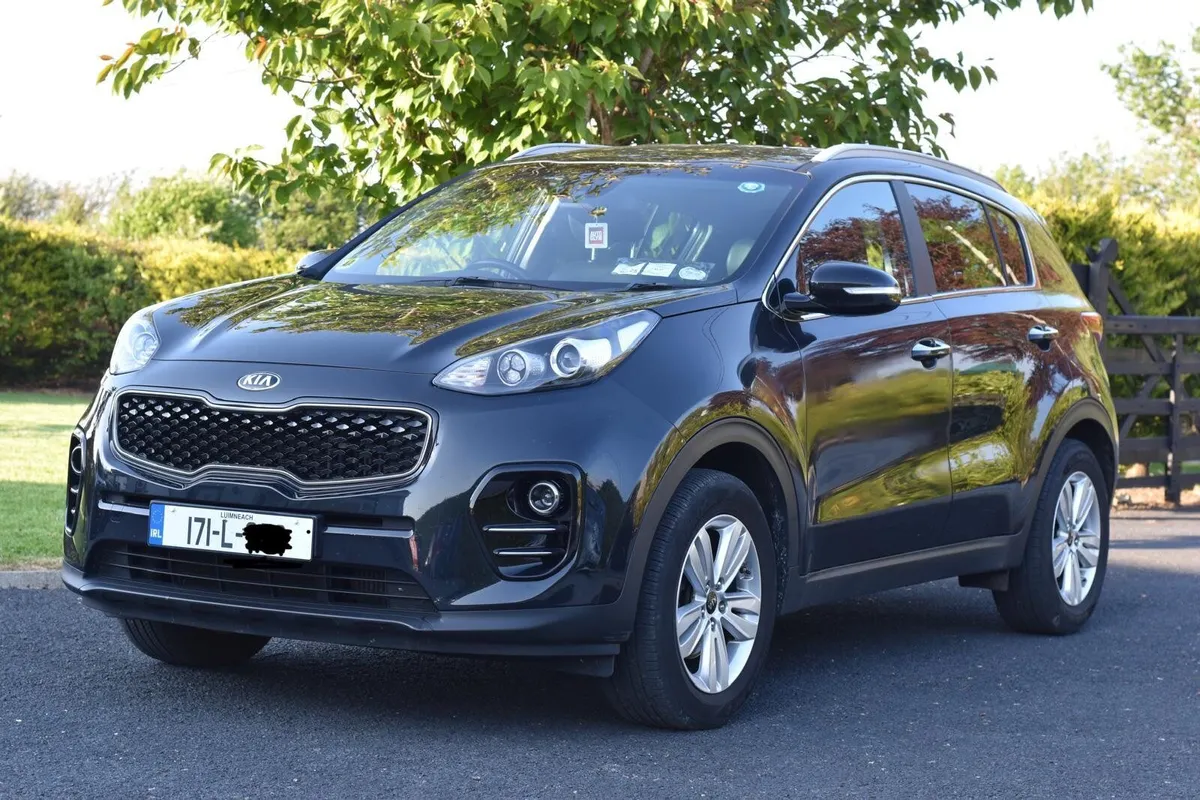 Kia Sportage 2017 LOW MILEAGE - Image 1