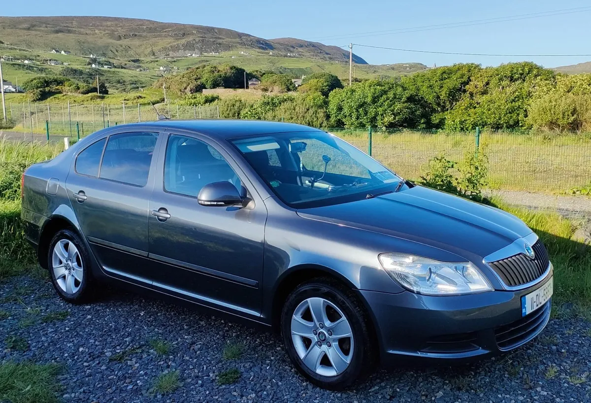 Skoda Octavia 2011 - Image 1