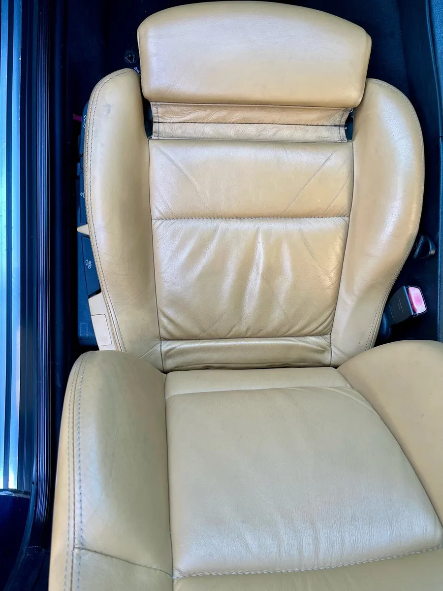 E36 convertible interior - Image 2